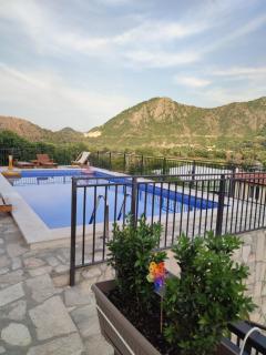 Apartments Kingfisher - Virpazar - 2