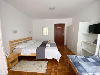 Apartments Lungomare Pula - Pula - 1
