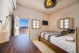 Phaos 1870, A restored Winery - Pirgos - 7