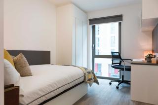 For Students Only Chic Studios and Ensuites at Chapter Highbury II in London - 3