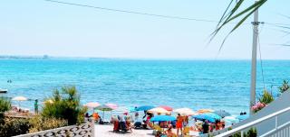 TORRE LAPILLO Fronte Mare in Centro con parcheggio coperto - 2