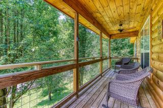Hidden Retreat, Hot Tub, Pool Table, 1089 FREE tickets each paid day, Dollywood and More - 6