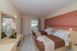 Roseland Hotel - Kalamaki - 7