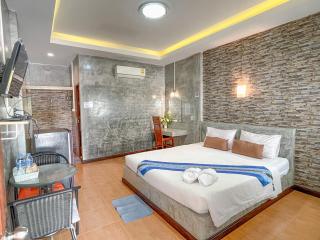 โรงแรมโทนี่วิลเลจTony Hotel - 1