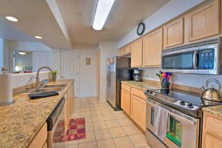 1 Mi to London Bridge Condo with Pool Access - 2