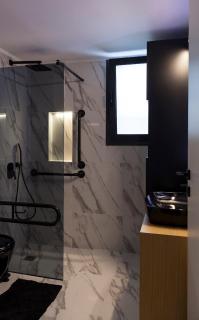 Spacious flat with courtyard in Peristeri! - 9