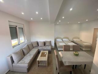 Gjoni Apartments - 2