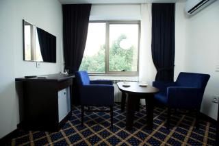 Kristal Inn Hotel - Baku - 6
