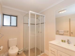 Boronia 5 30 Nettin Circuit - Jindabyne - 3