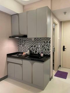 Cosmy Benson Apartment at Supermall Pakuwon - 2