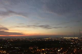 Cosmy Orchard Apartment at Pakuwon Mall with Wifi - Surabaya - 3