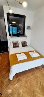 Studio Le 119, Aix les bains - Grand port - Vue Lac splendide - Aix-les-Bains - 1