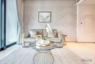 Exquisite 1BR at The Address Residences in JBR by Deluxe Holiday Homes - Dubai - 2