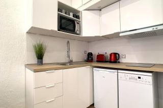 Renovated apartment AC - wifi - 2-4pers - Center Antibes rue James Close - Antibes - 3