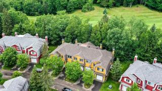 Townhouse With Free Shuttle To Tremblant Resort - Mont-Tremblant - 2