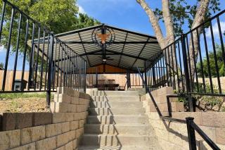 CYC Mega House with BBQ Gazebo - San Antonio - 4