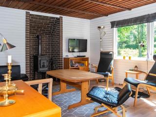 6 person holiday home in Glesborg-By Traum - 6