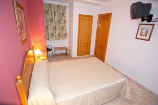 Hostal Miguel y Juani - 6