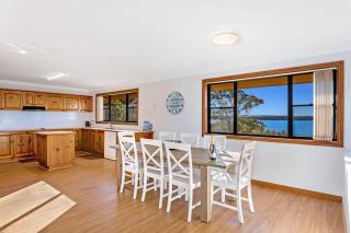 Pacific Waters - Unbeatable Views of Port Stephens - 2
