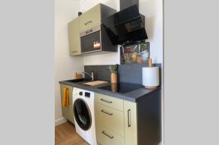 STUDIO NEUF ET PROCHE DES PLAGES DE JUAN LES PINS - 1