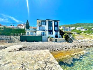 Beachfront villa Pearl of Adria - Krasići - 3