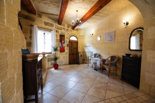 Ta'Ruzar Farmhouse - 9
