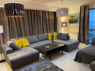 Apartment Happiness by Nicole Jutka, visual artist Olimp - Olimp - 2