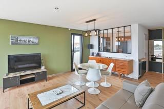 Vue panoramique mer et chenal même de la chambre ascenseur 50m2 situation idéale en option garage fermé privé - 8