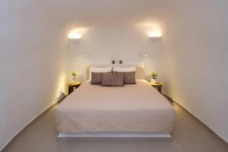 Aegean Mist Luxury Suites - 3