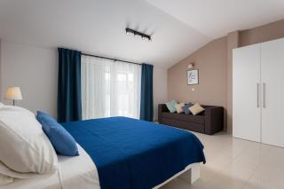 Apartments Iris - Marina - 1