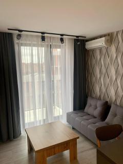 Апартаменти в новобудові в центрі з парковкою - Lviv - 2