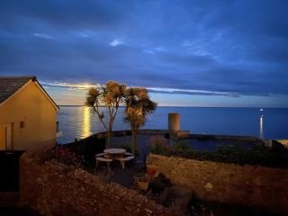 Vitamin Sea with a Sea View and Parking - 4