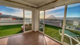 Spectacular penthouse 100m from beach - 2