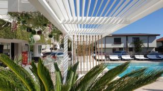 Ella Luxury Apartament Piscina & Parcare - 9