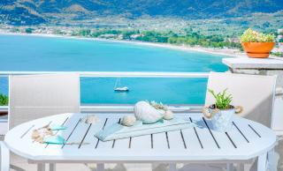Jennifer Studios - Chrisi Ammoudia - 5