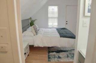Private Studio Getaway near Museum District - Houston - 9