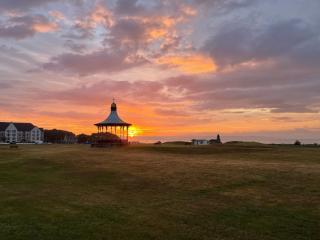 The Duplex Nairn- Spacious 3 Bedroom with sunny balcony - 6