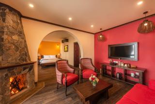 Cat Cat Galerie d’Art - 9