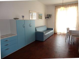 Nice flat by the beach with swimming pool-Beahost - 5