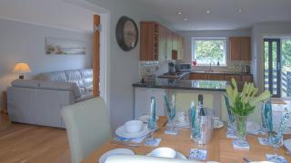 Ragged Staff - 3 Bedroom Holiday Home - Saundersfoot - 3