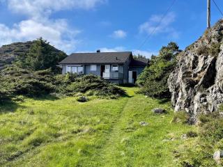 6 person holiday home in Espevær-By Traum - - 1