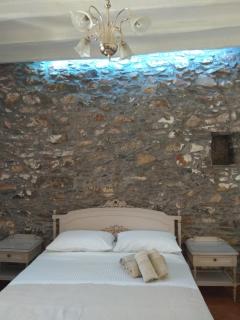 Traditional stone house - Ano Syros - 9