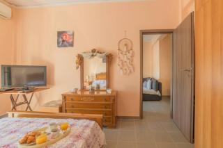 Bright Newly Renovated Apt Near Beach & Center+AC - Anemómylos - 6