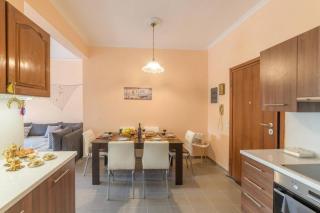 Bright Newly Renovated Apt Near Beach & Center+AC - Anemómylos - 4