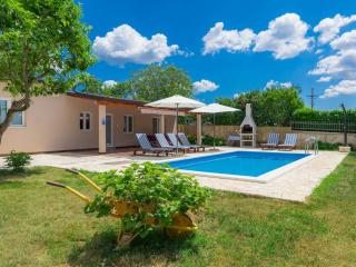 Holiday Home Vrt by Interhome - 4