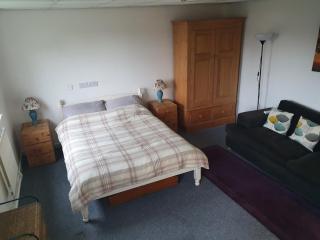 Dan's Homestay - Bristol - 9