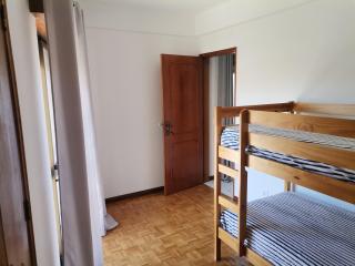 3 bed down town apartment - 6