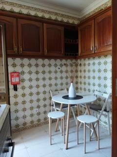 3 bed down town apartment - 4