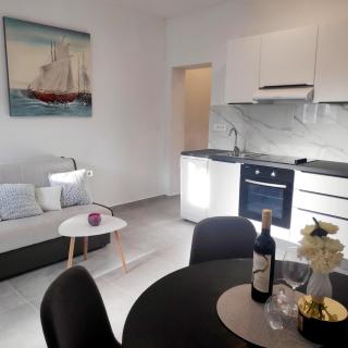 Sea Star Apartments - 8