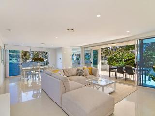 Nielsen on the Park Unit 1 3 Bed - Coolangatta - 0